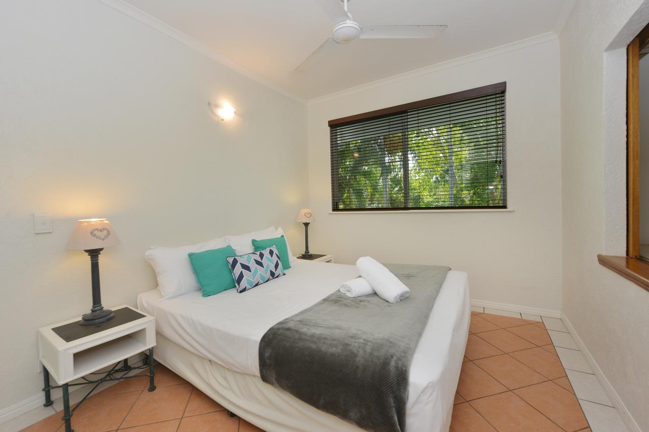 Seascape Holidays - Coral Apartments Port Douglas Zewnętrze zdjęcie